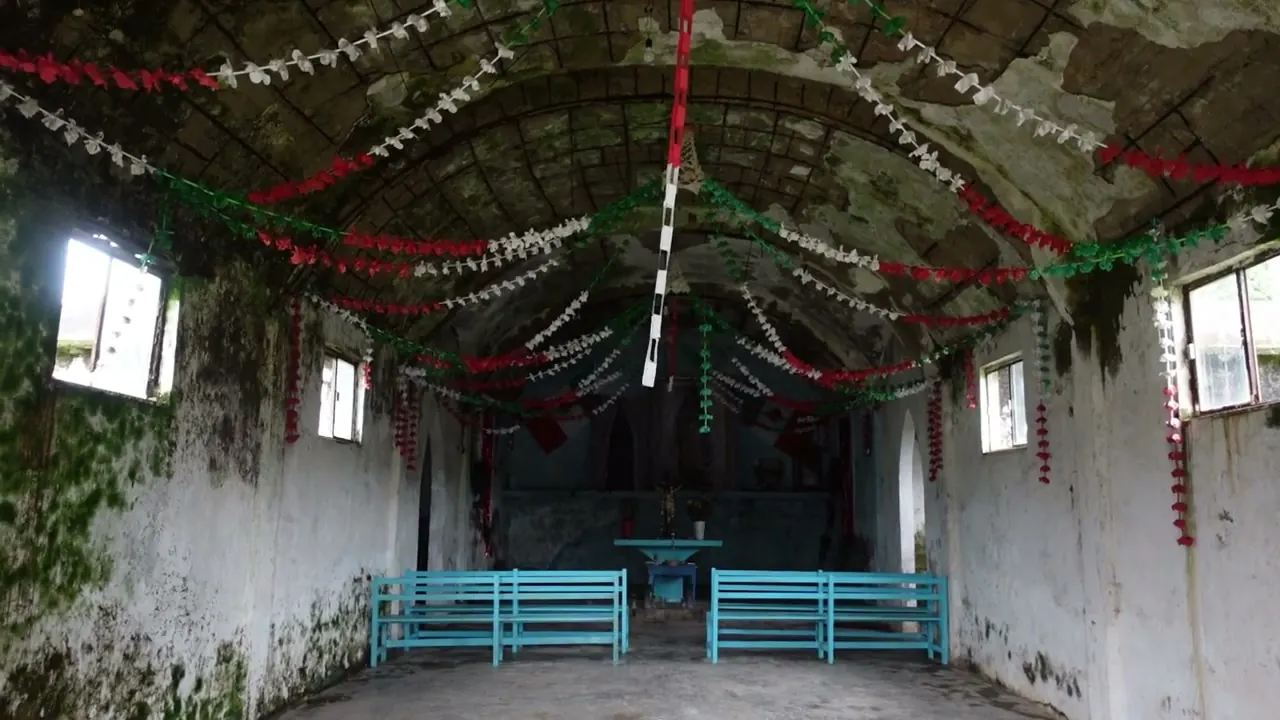 La iglesia antigua de Iliatenco, todavía en uso