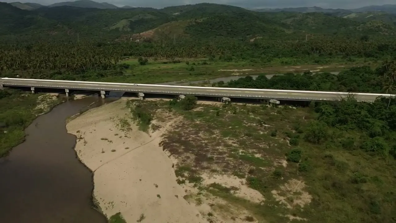 Río El Conchero, Coyuca de Benítez: una caminata río arriba entre belleza y basura